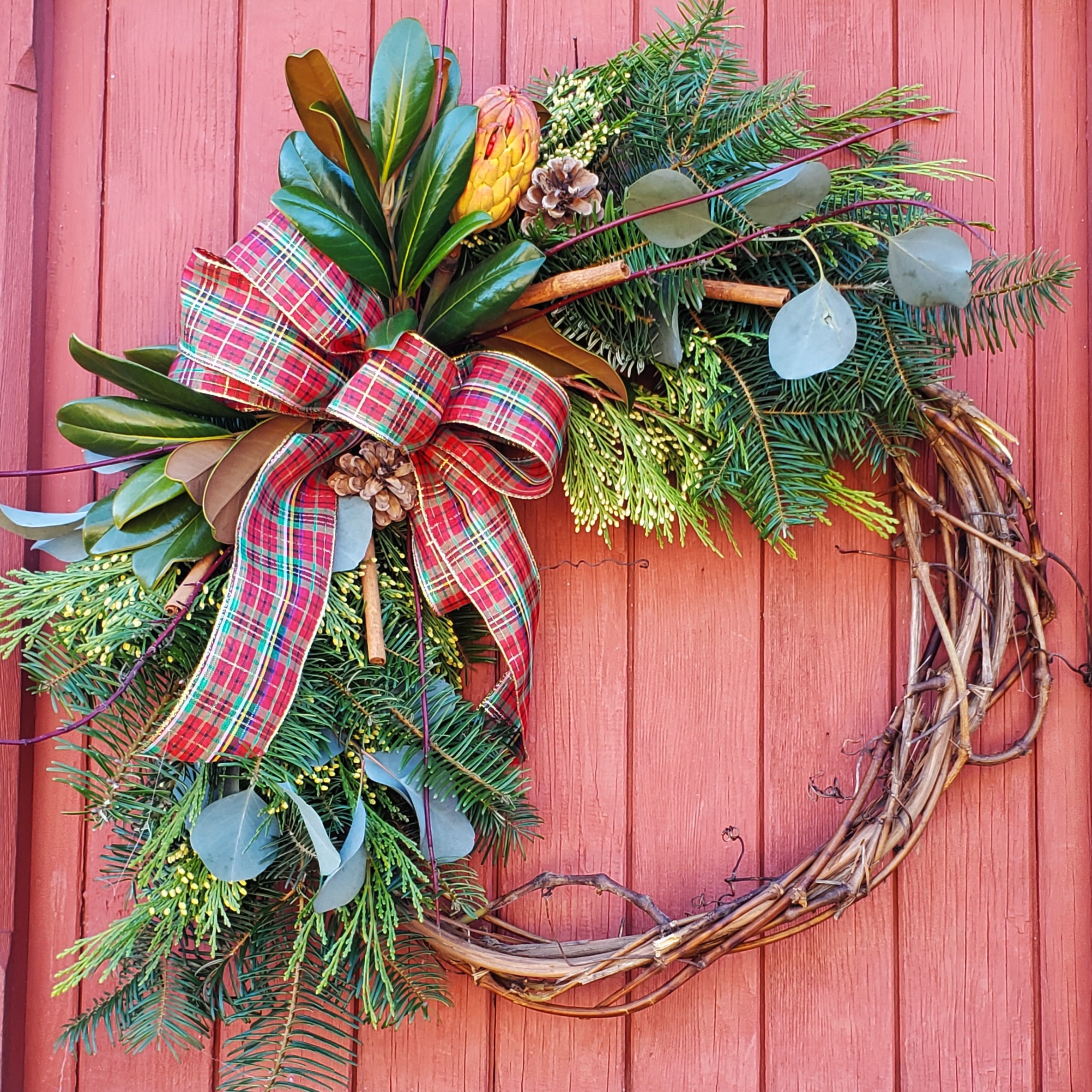 Wine & Vine Wreath Workshop - Image 4